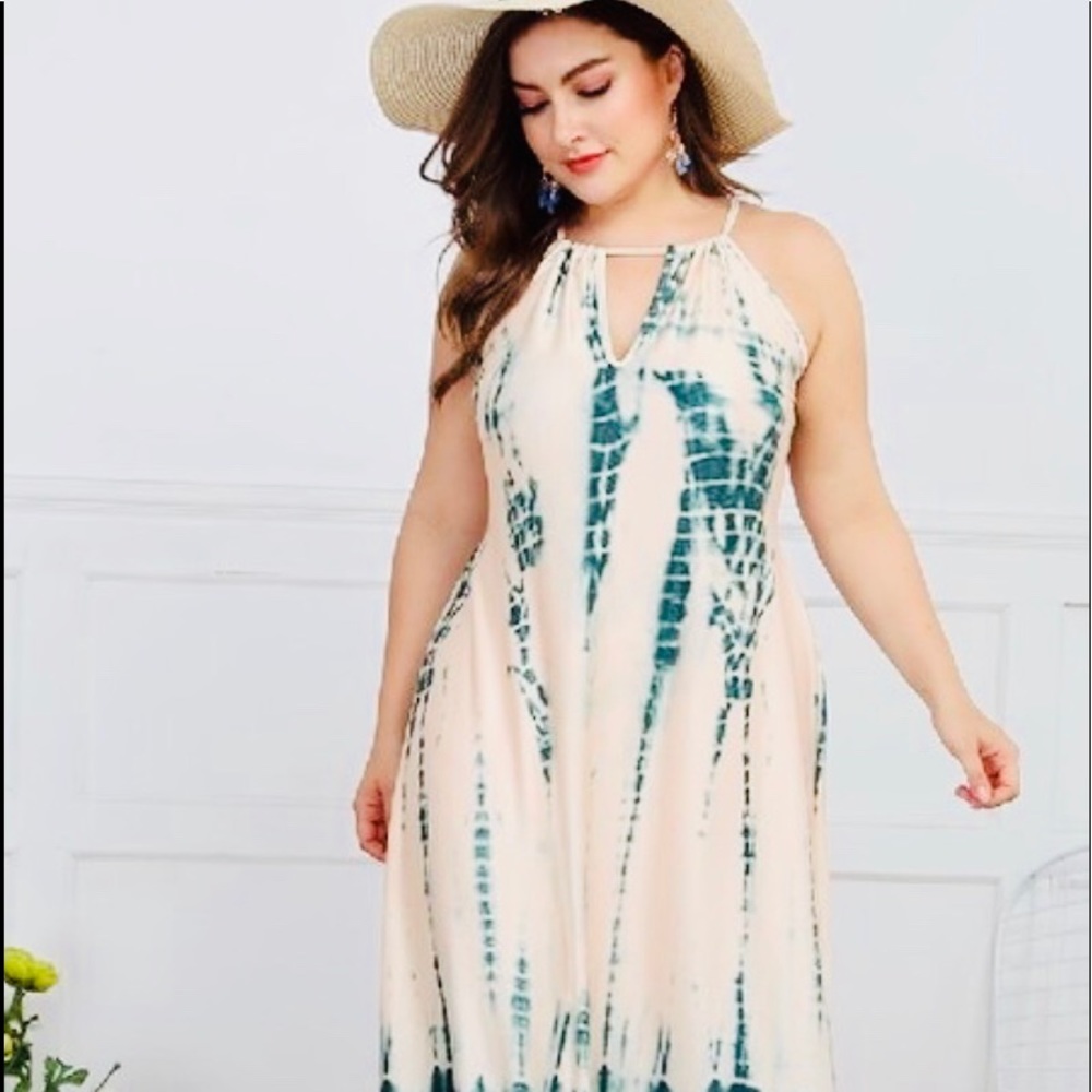 Plus size dress